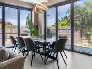 Photo 33- click for photo gallery